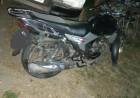 Las Varillas: agarró un bache, perdió el control de su moto y sufrió fracturas
