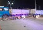 Dos jóvenes murieron tras chocar contra un camión en Santa Rosa de Río Primero