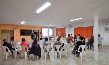 Continúan las capacitaciones a los vecinos del programa Ojos en Alerta