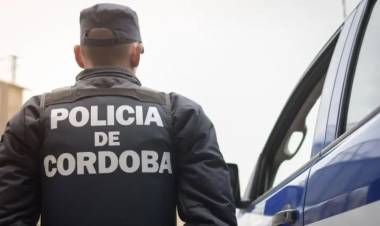 Aprehenden a joven en barrio Sarmiento y recuperan motocicleta con pedido de secuestro 