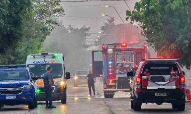 Una persona mayor de edad fue rescatada de un incendio en una vivienda de calle San Lorenzo 