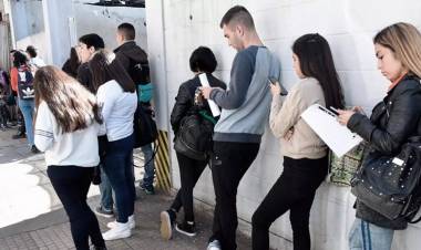 INDEC: El 42% los trabajadores argentinos tiene empleo informal