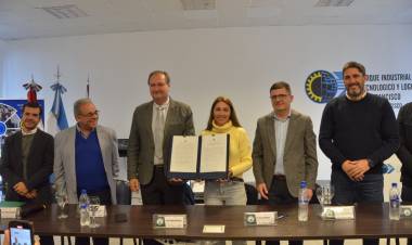 El Parque Industrial San Francisco recibió la certificación de Huella de Carbono y el Sello Verde