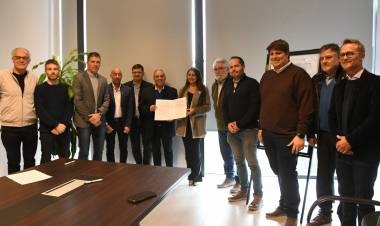 Parque Industrial: se firmó un convenio para fomentar la competitividad en las empresas