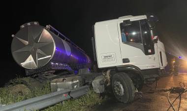 Accidente en la Autovía 19 dejó importantes daños materiales