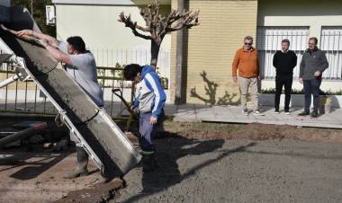 Arreglo de calles de la ciudad: el bacheo llegó a barrio Cottolengo