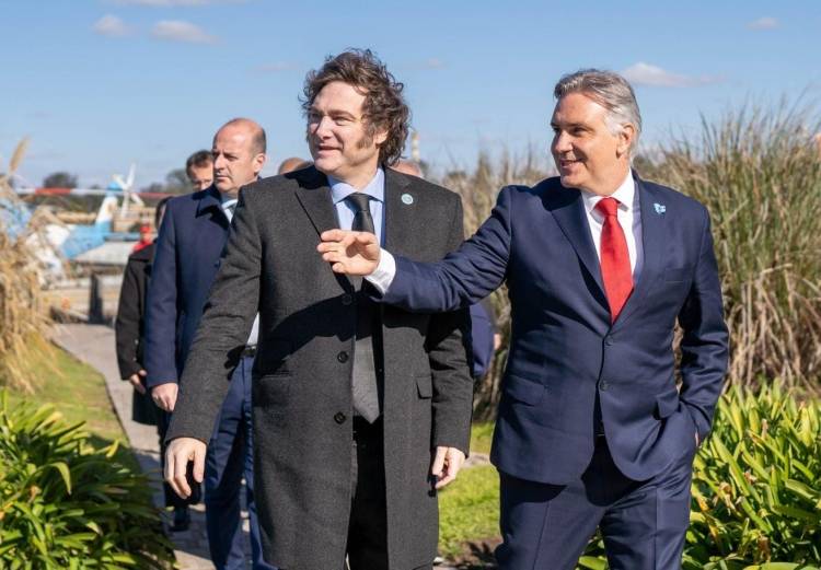 Milei en Córdoba por el acto de 25 de Mayo, relanzó el pacto con los gobernadores y anticipó la creación de un “Consejo de Mayo”