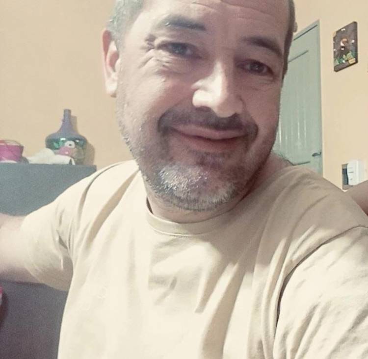 La policía solicitó colaboración para dar con el paradero de un vecino