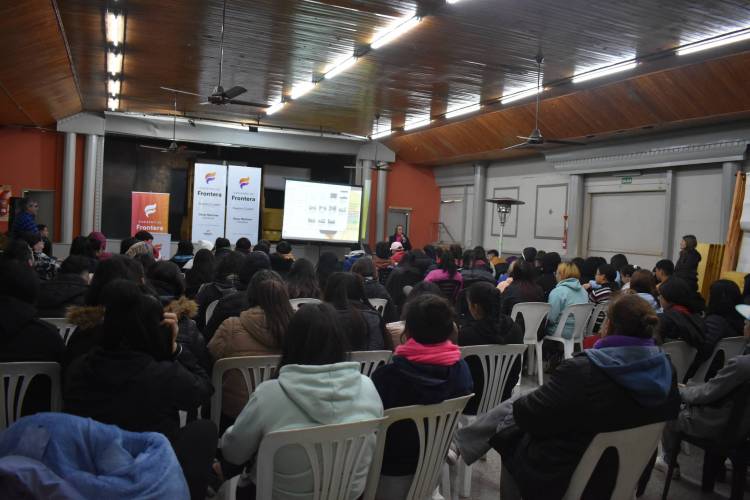 Frontera: se realizó una charla en el marco del "Día Internacional contra el uso indebido y el tráfico ilícito de sustancias"