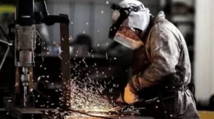Paritarias UOM: nuevo aumento del 18% para los trabajadores metalúrgicos