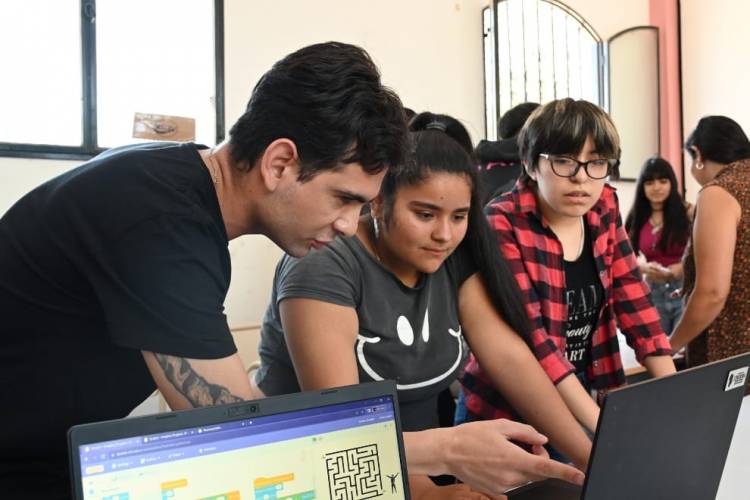 Más de 1300 alumnos estudian en Escuelas de Formación Profesional de la Provincia