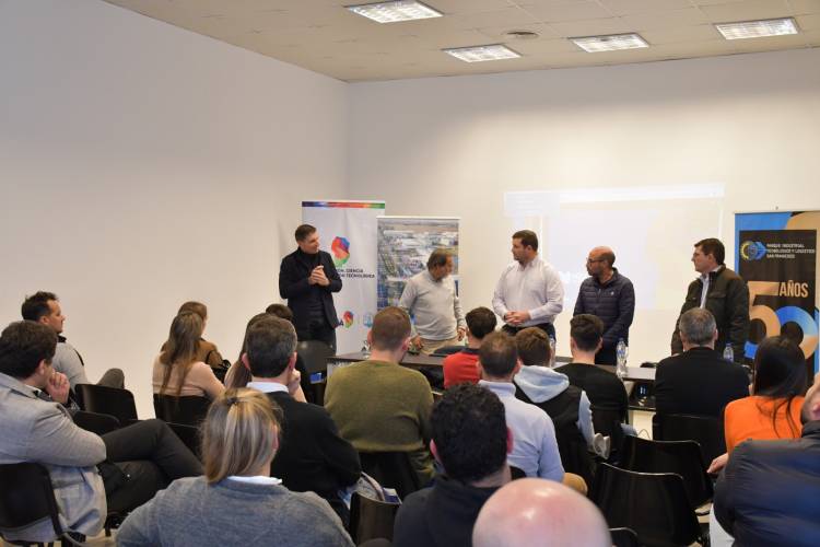 Se realizó el primer encuentro de capacitación presencial de Incubacor San Francisco