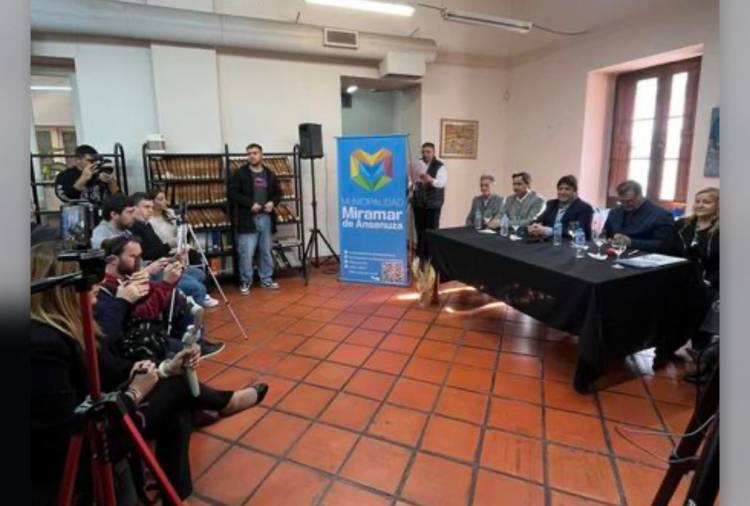 El municipio de Miramar de Ansenuza presentó en Córdoba la 16ª Fiesta Provincial de la Nutria 