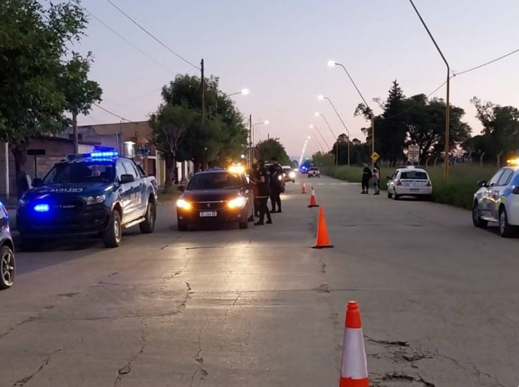 Intentó evadir control de tránsito y fue aprehendida