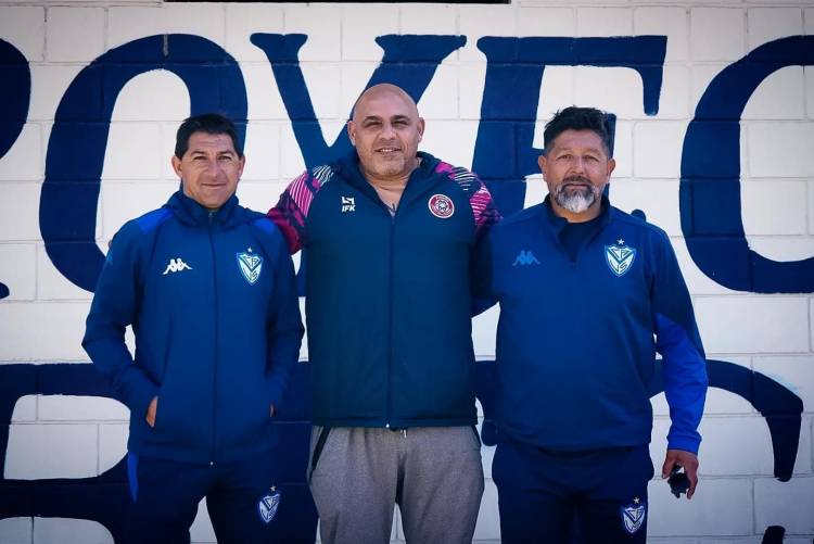 Vélez Sársfield realizó una prueba de jugadores en Crecer 