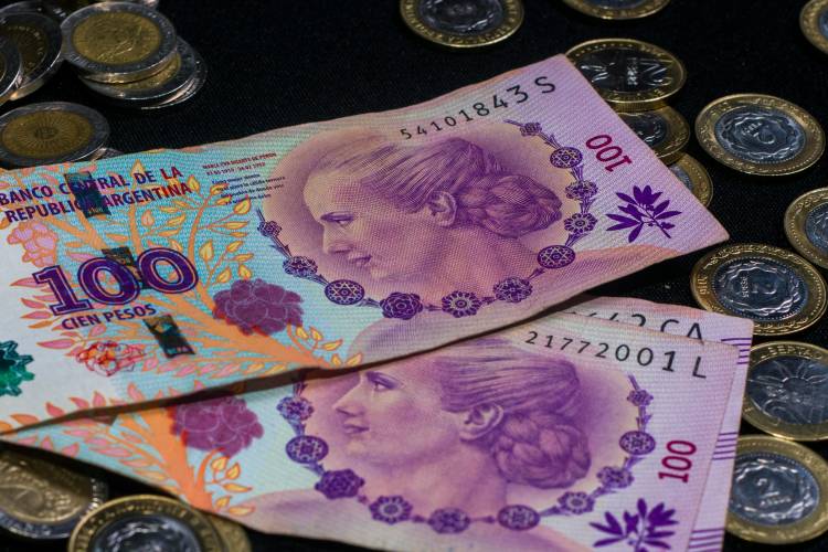 Una familia destinó entre el 14% y el 18,7% un salario promedio para pagar los servicios públicos