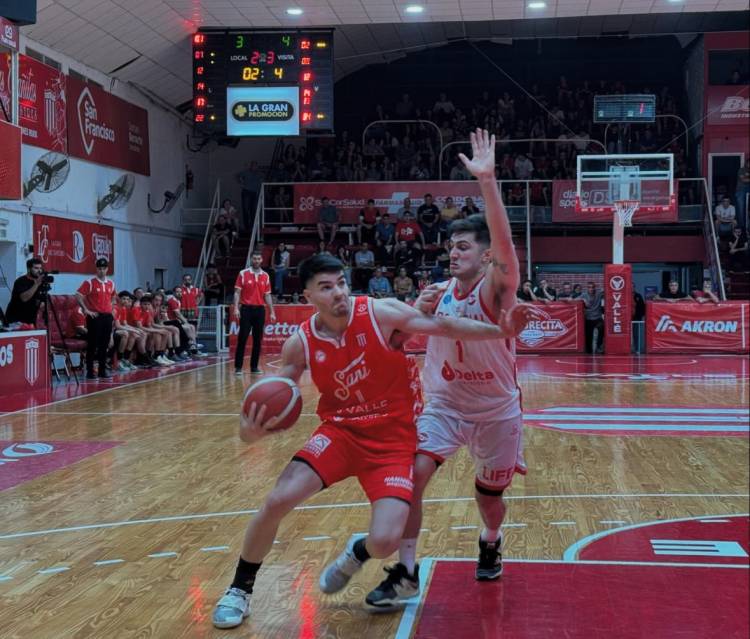 Triunfo con sufrimiento 