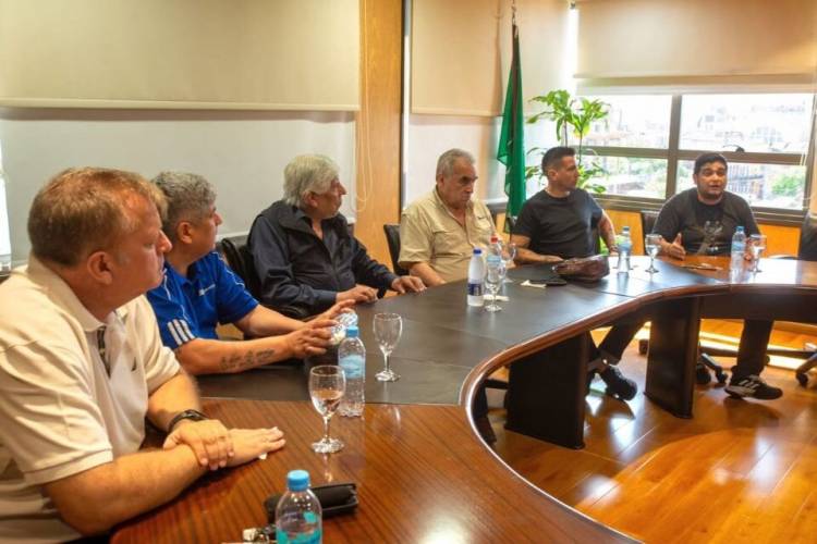 Gremios del transporte confirman paro nacional para el 30 de octubre