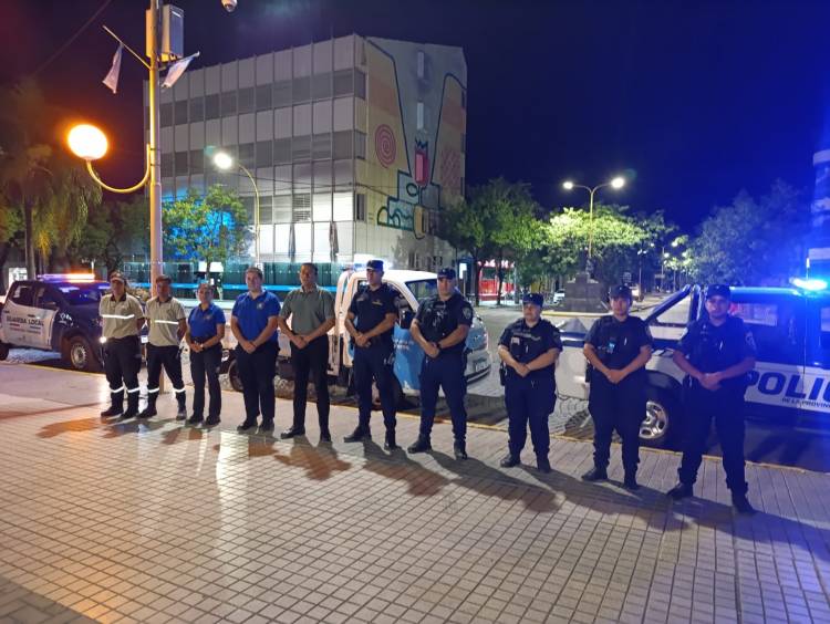 Operativo en San Francisco: Municipio y Policía fortalecen controles sobre cuidadores de vehículos