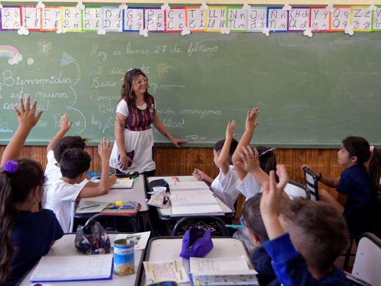 Nación reforzará el bono para la ayuda escolar anual 2025
