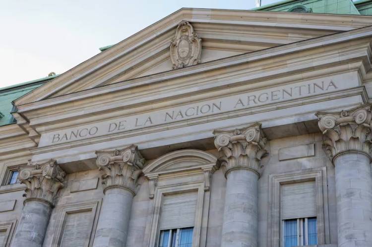 La Justicia frena la transformación del Banco Nación en sociedad anónima