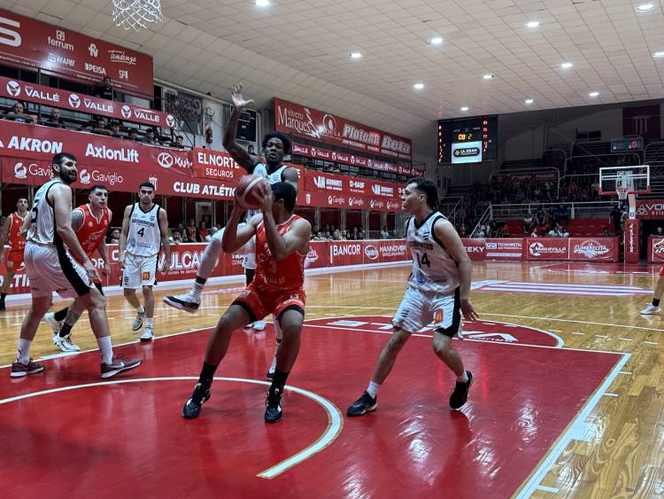 El campeón lo ganó con autoridad 