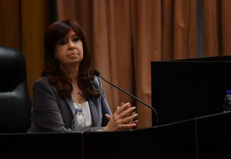 Causa Vialidad: la Corte envió el expediente de Cristina Kirchner a la Procuración y peligra su candidatura