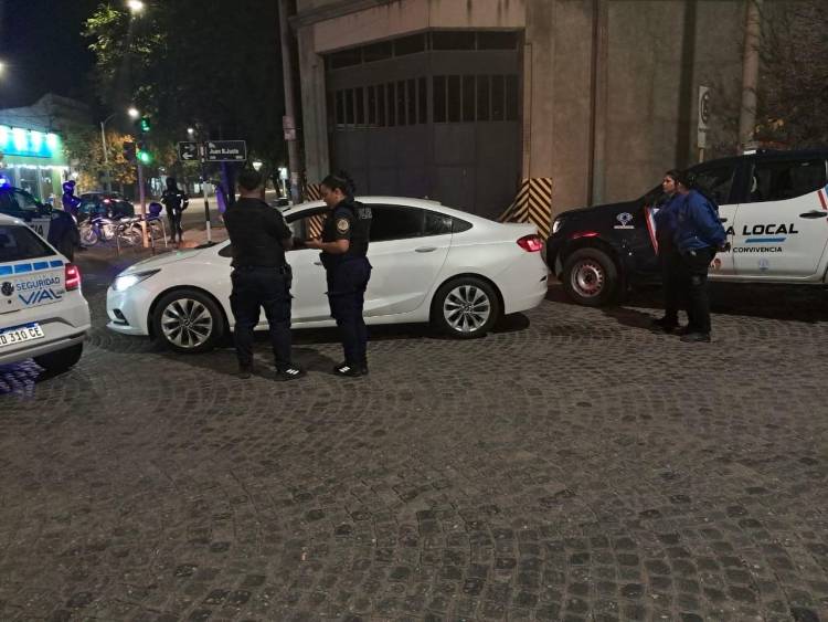 Detuvieron a un conductor alcoholizado que circulaba en contramano de manera temeraria