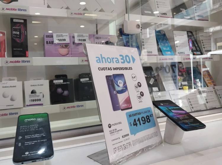 Oficializan la rebaja de aranceles para la importación de teléfonos celulares