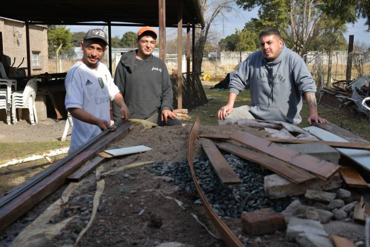 Jóvenes del barrio Roque Sáenz Peña buscan tener ‘otra chance’