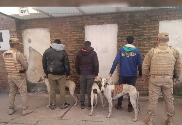 Colonia Prosperidad: Detienen a cazadores por ingresar a un campo sin autorización 