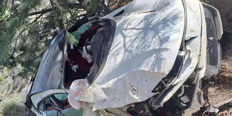 Neuquén: una Ferrari que circulaba a 200 km/h perdió el control y volcó en la Ruta de los Siete Lagos