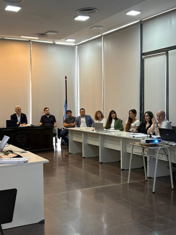 La Municipalidad presentó su presupuesto 2026: reducción de tasas del 30?omercios, descuentos del 55% contribuyentes, beneficios a jubilados y plan de obras