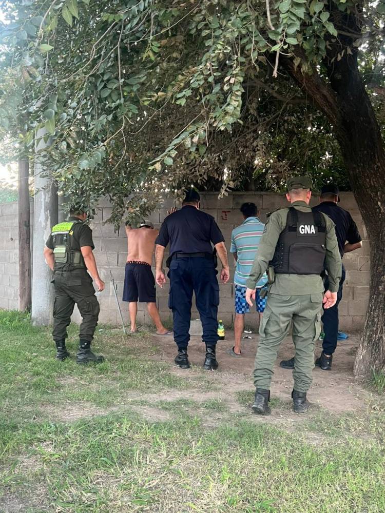 Barrio San Cayetano: incautan cocaína durante un operativo interfuerza nocturno