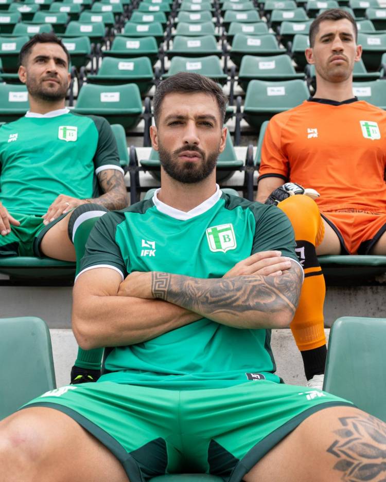 Sportivo Belgrano con nueva camiseta