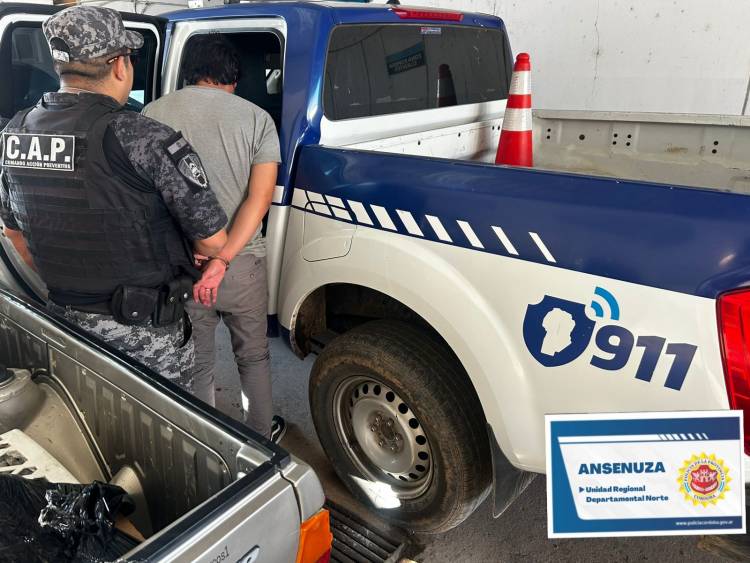 Recuperan en Morteros una camioneta robada y detienen a un joven