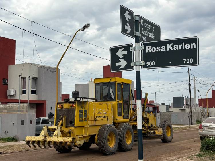 La Municipalidad sostiene el plan permanente de mantenimiento de calles de tierra