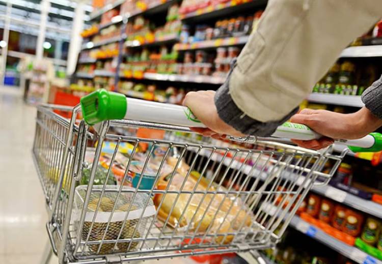 La inflación de julio fue de 2,1% y escaló al 33,8% en los últimos doce meses